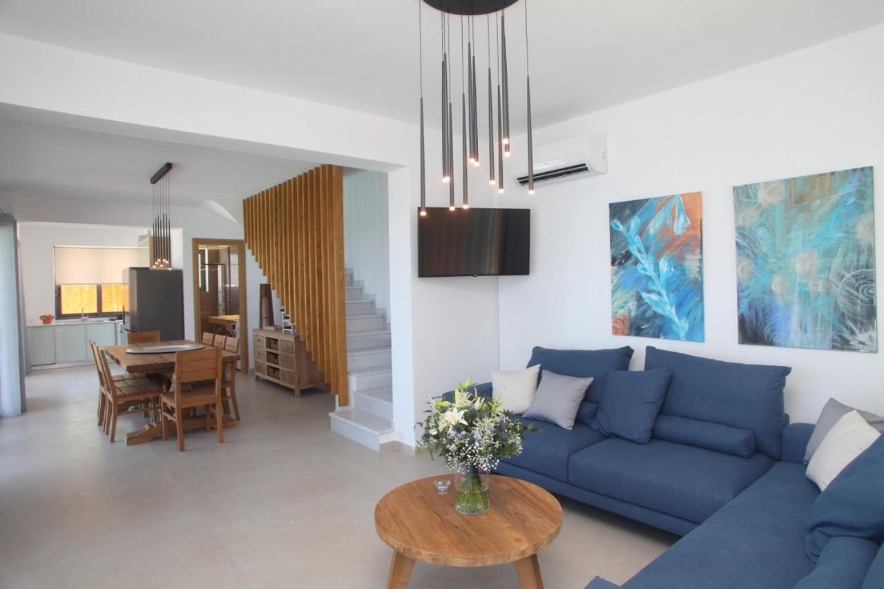 Capro - Milos Bay Villas Áyios Nikítas Exterior foto