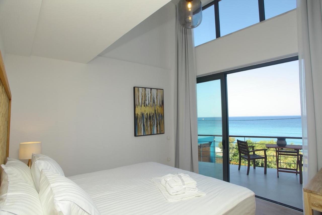 Capro - Milos Bay Villas Áyios Nikítas Exterior foto