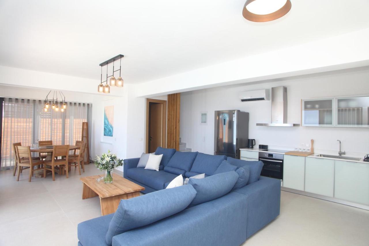 Capro - Milos Bay Villas Áyios Nikítas Exterior foto