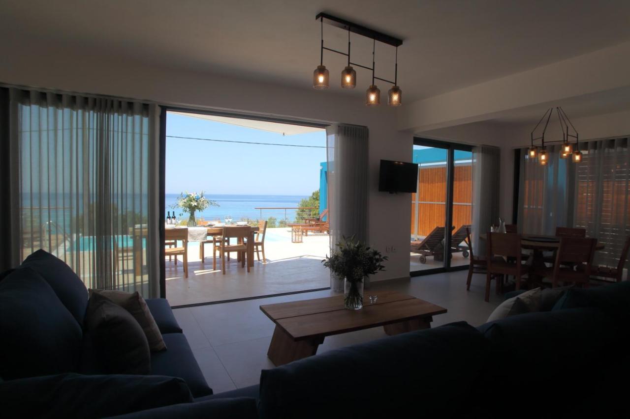 Capro - Milos Bay Villas Áyios Nikítas Exterior foto