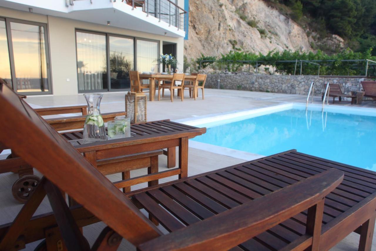 Capro - Milos Bay Villas Áyios Nikítas Exterior foto